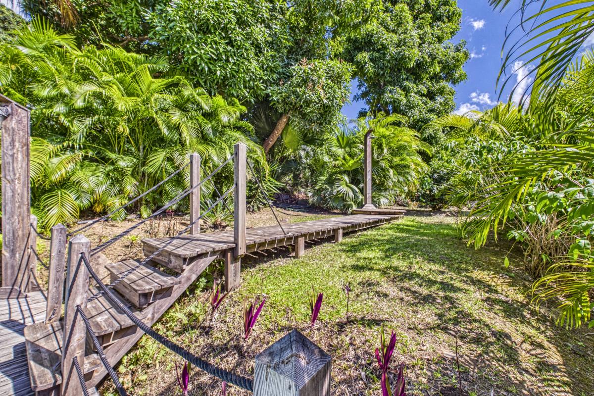 41.Location villa piscine Grande Anse 200m Deshaies Guadeloupe